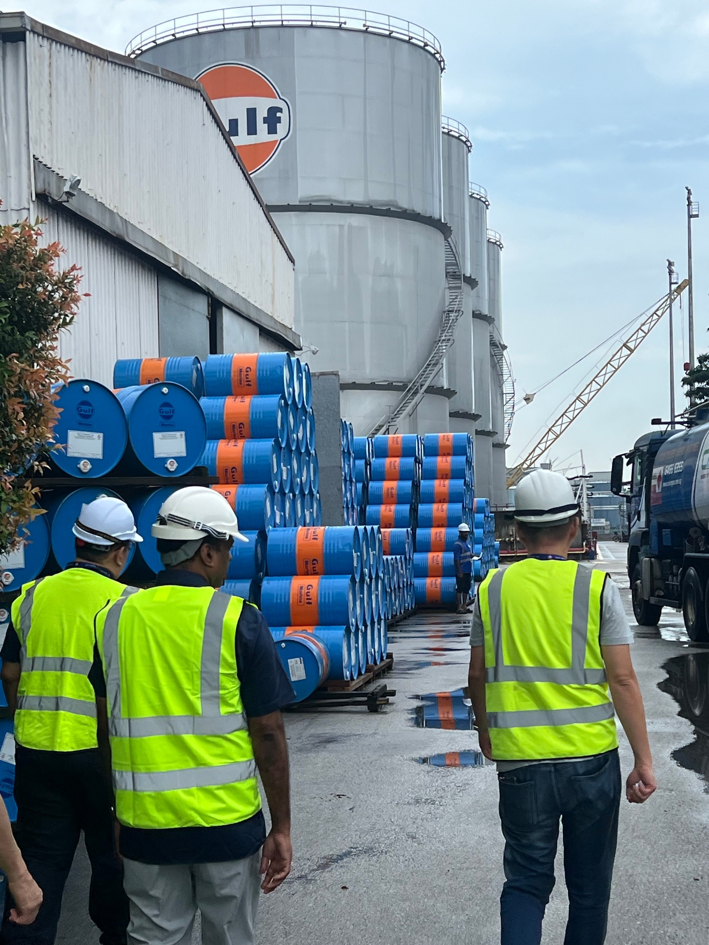 Lombard team on-site at fuel terminal and at sea